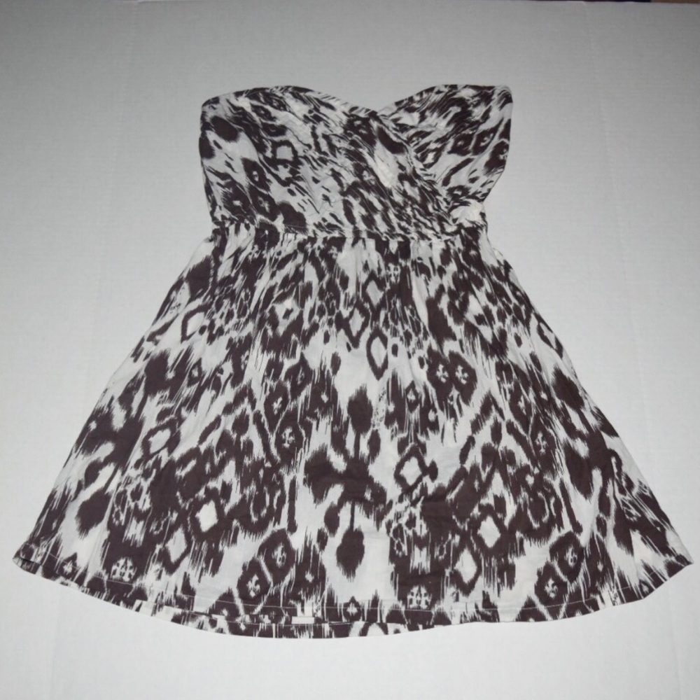 "Royal love" strapless dress